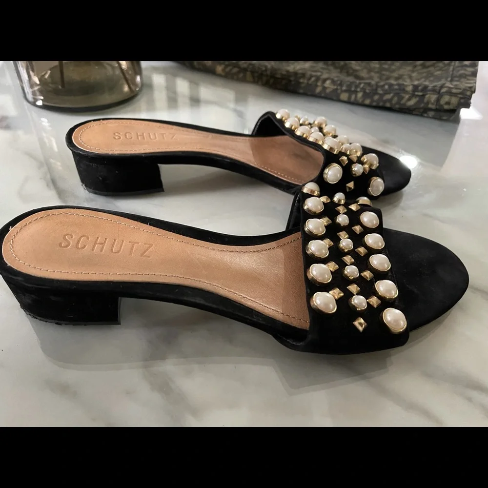 Schutz Pearl Slides-LIKE NEW - Picture 3 of 4